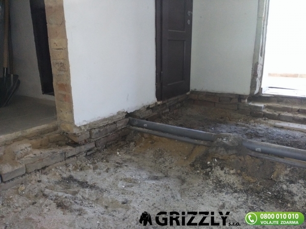 Rodinn&yacute; dom &Scaron;urany